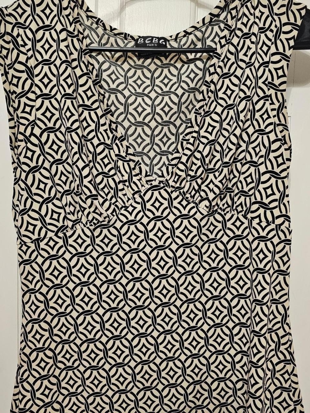 BCBG Paris Black and Cream Geometric V-Neck Top